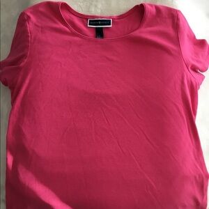 Karen Scott short sleeved Tee Sz L great shape.
